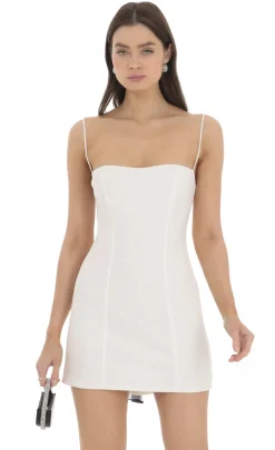 LUCY IN THE SKY Mini Dresses^Black Back Bow Bodycon Dress In White