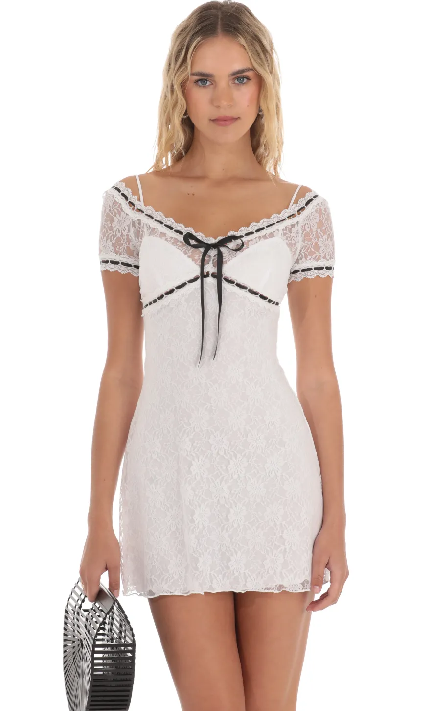 LUCY IN THE SKY Mini Dresses^Black Ribbon Lace Dress In White