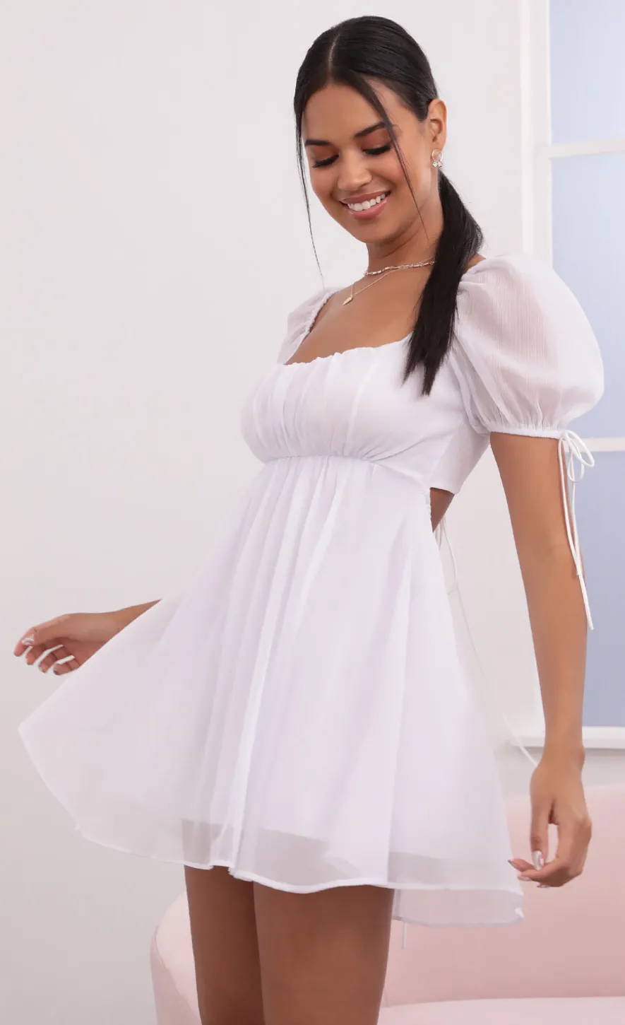 LUCY IN THE SKY Mini Dresses^Crinkle Chiffon Baby Doll Dress In White