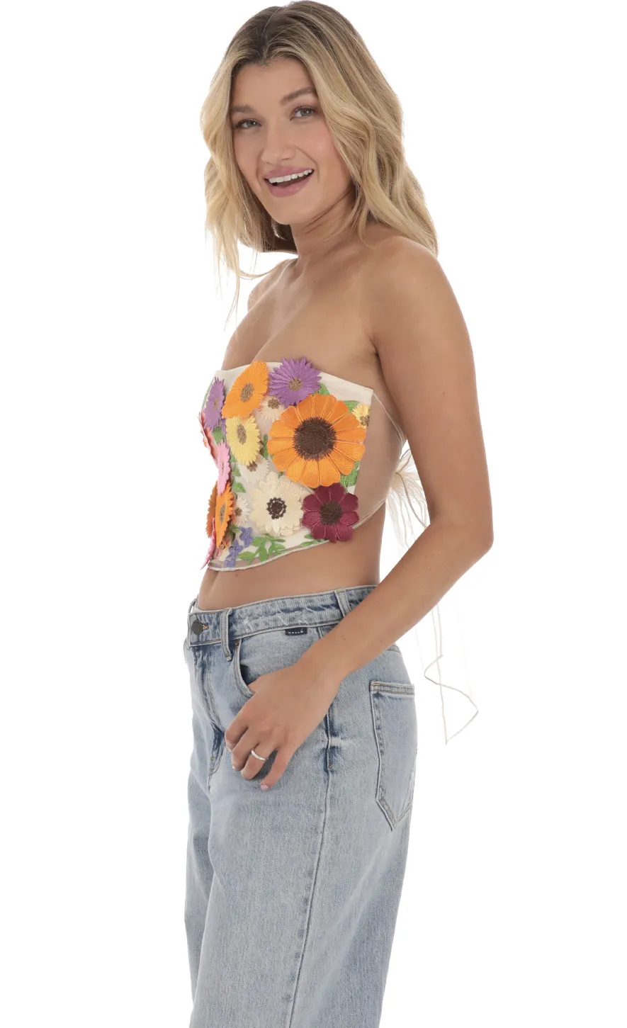 LUCY IN THE SKY Tops^3-D Flower Strapless Top In Cream