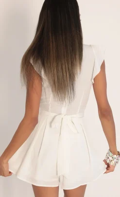 LUCY IN THE SKY Rompers^Front Tie Romper In White