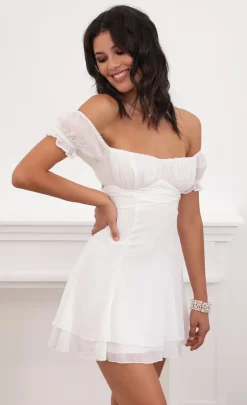 LUCY IN THE SKY Mini Dresses^Off Shoulder Dress In White