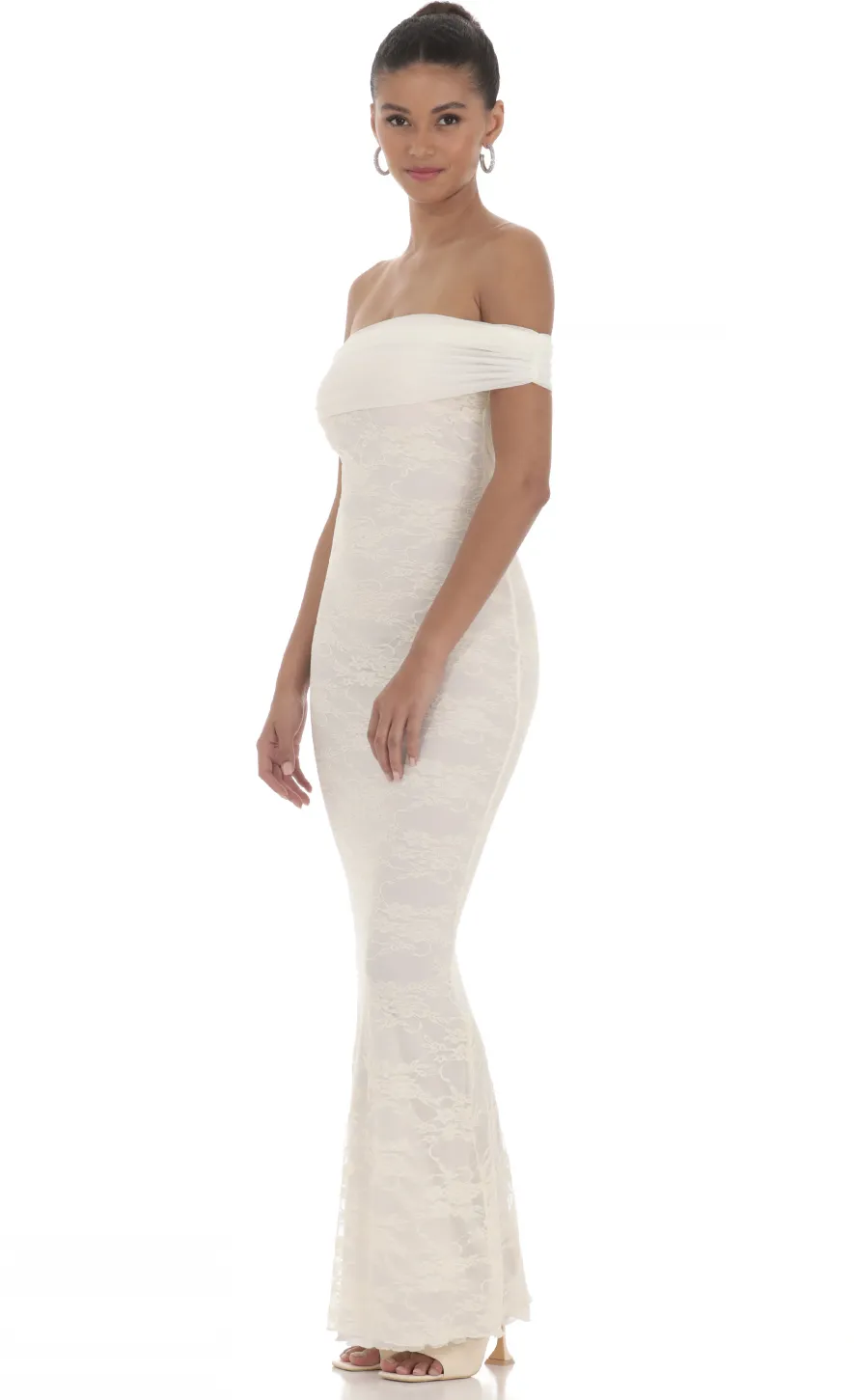 LUCY IN THE SKY Maxi Dresses^Off Shoulder Sheer Lace Maxi Dress In Cream