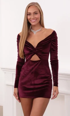 LUCY IN THE SKY Mini Dresses^Off Shoulder Velvet Dress In Burgundy