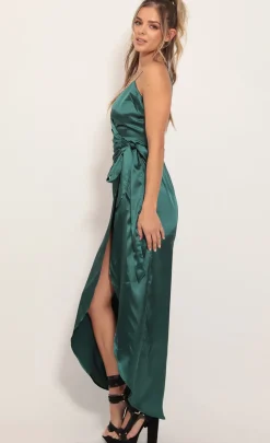 LUCY IN THE SKY Maxi Dresses^Pleated Satin Maxi Dress In Hunter Green
