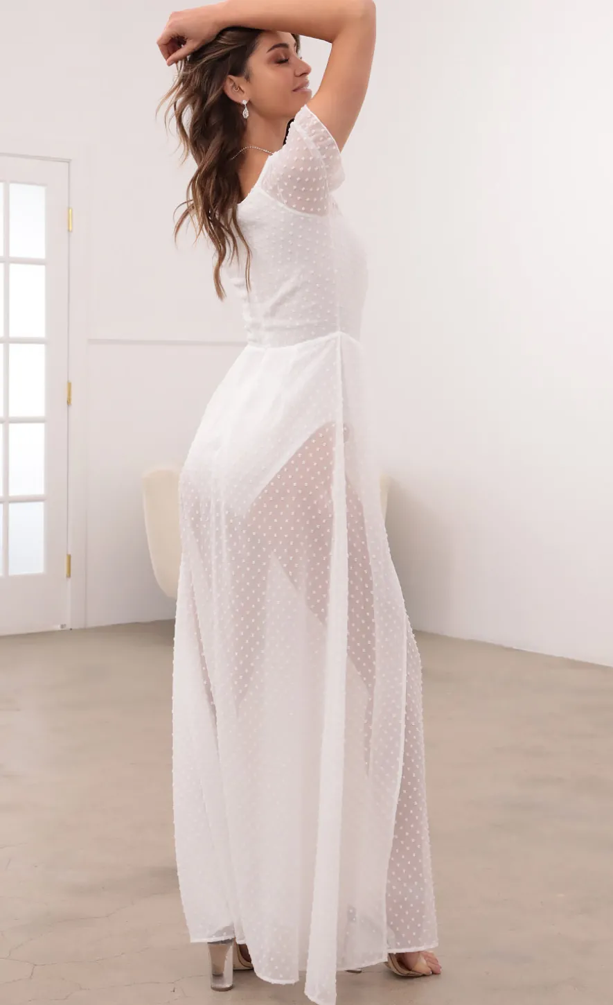 LUCY IN THE SKY Maxi Dresses^Puff Sleeve Chiffon Maxi In White Dots