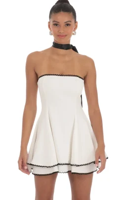 LUCY IN THE SKY Mini Dresses^Satin Scarf Strapless Dress In White