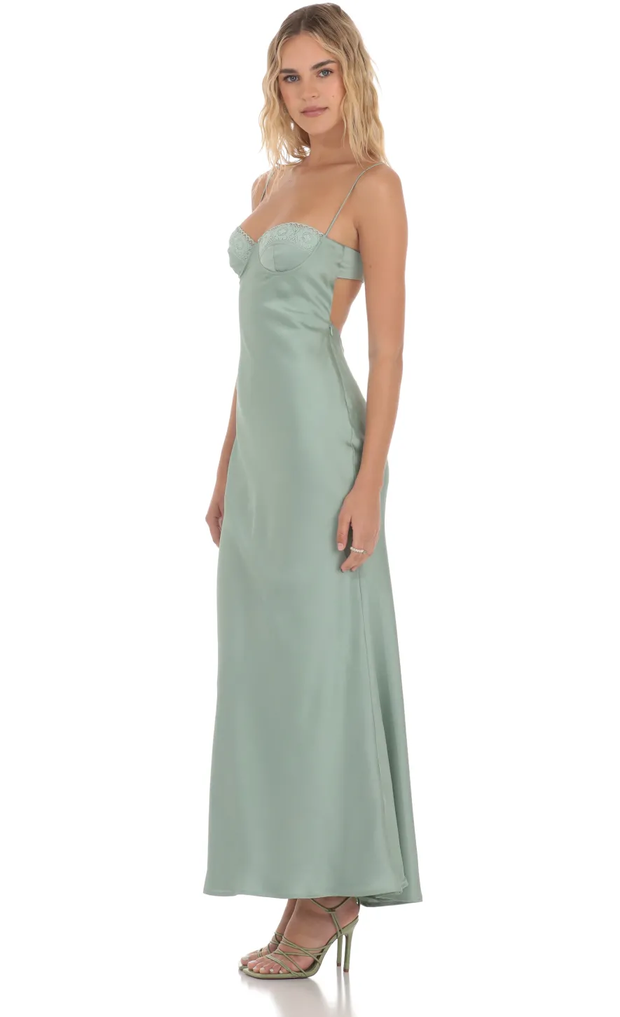 LUCY IN THE SKY Maxi Dresses^Satin Sweetheart Neck Maxi Dress In Sage Green